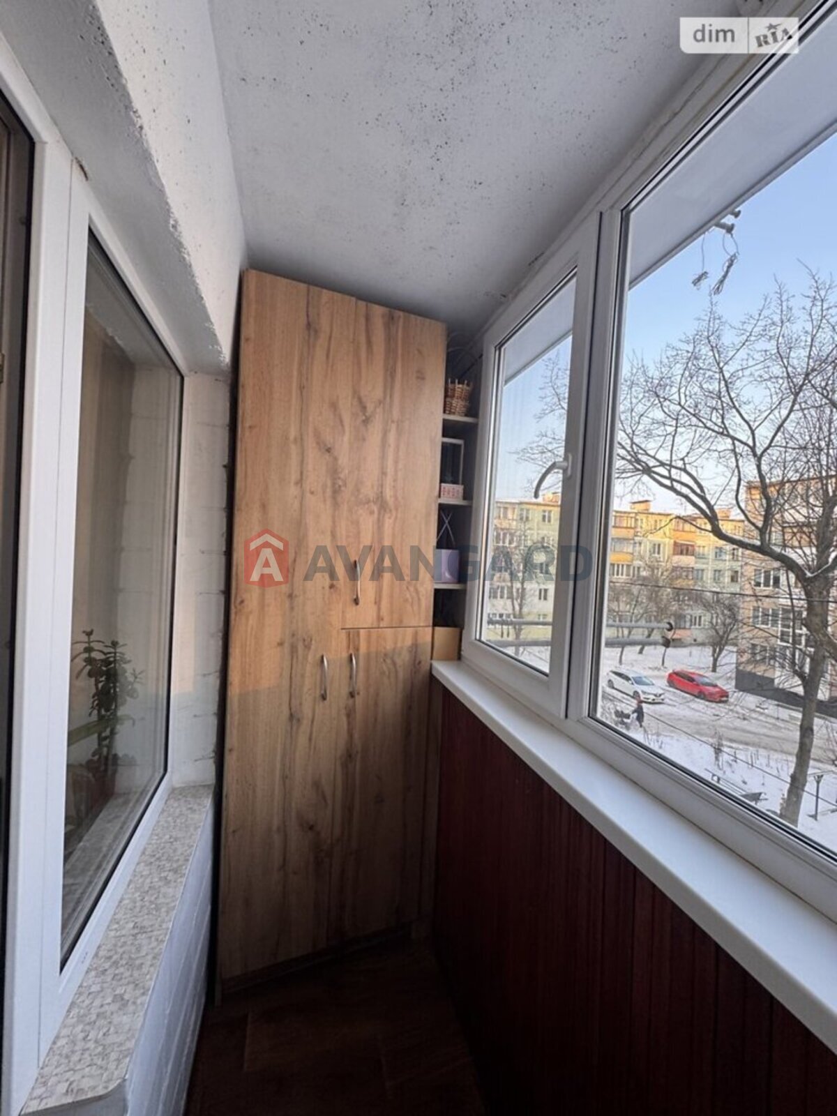 1 ��. ��������, 30/14/6 ��. �., 3/5 ������ ���� 4