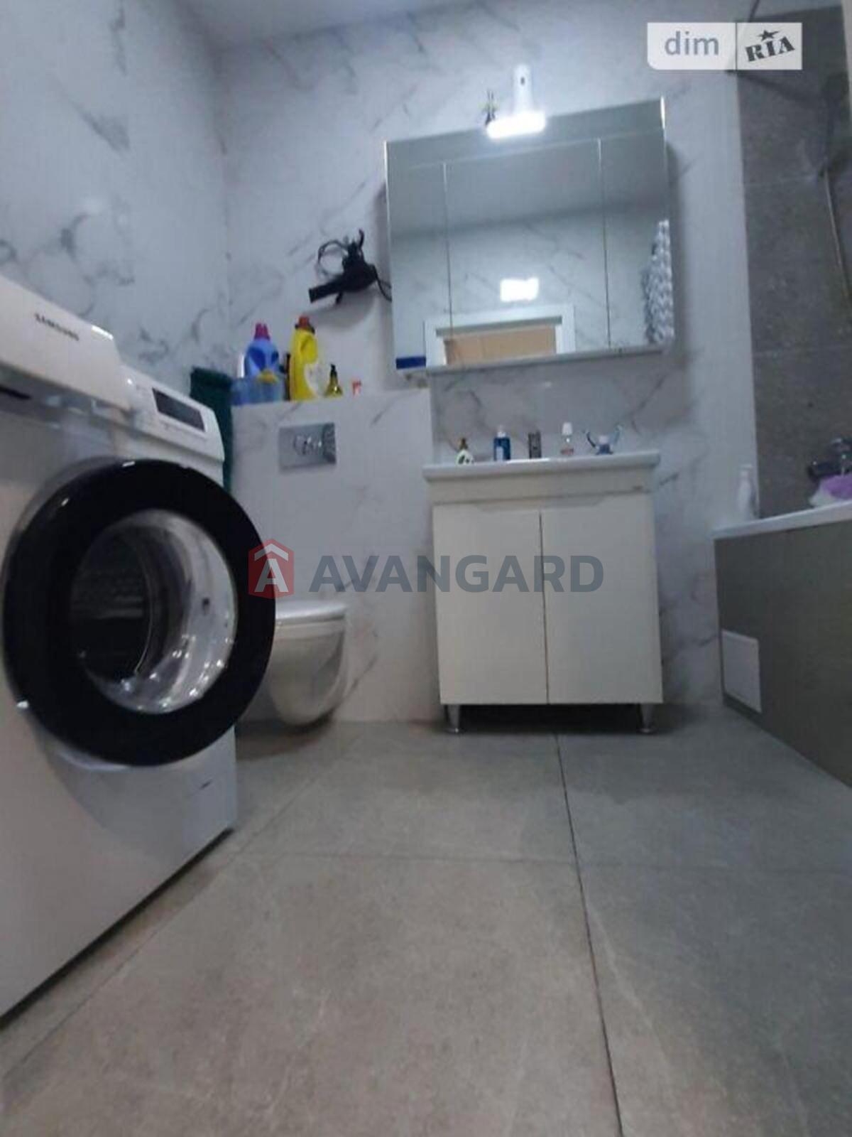 2 ��. ��������, 99/-/16 ��. �., 5/5 ������ ���� 23