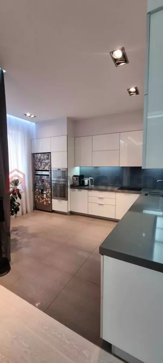 3 ��. ��������, 125/-/14 ��. �., 6/18 ������ ���� 3