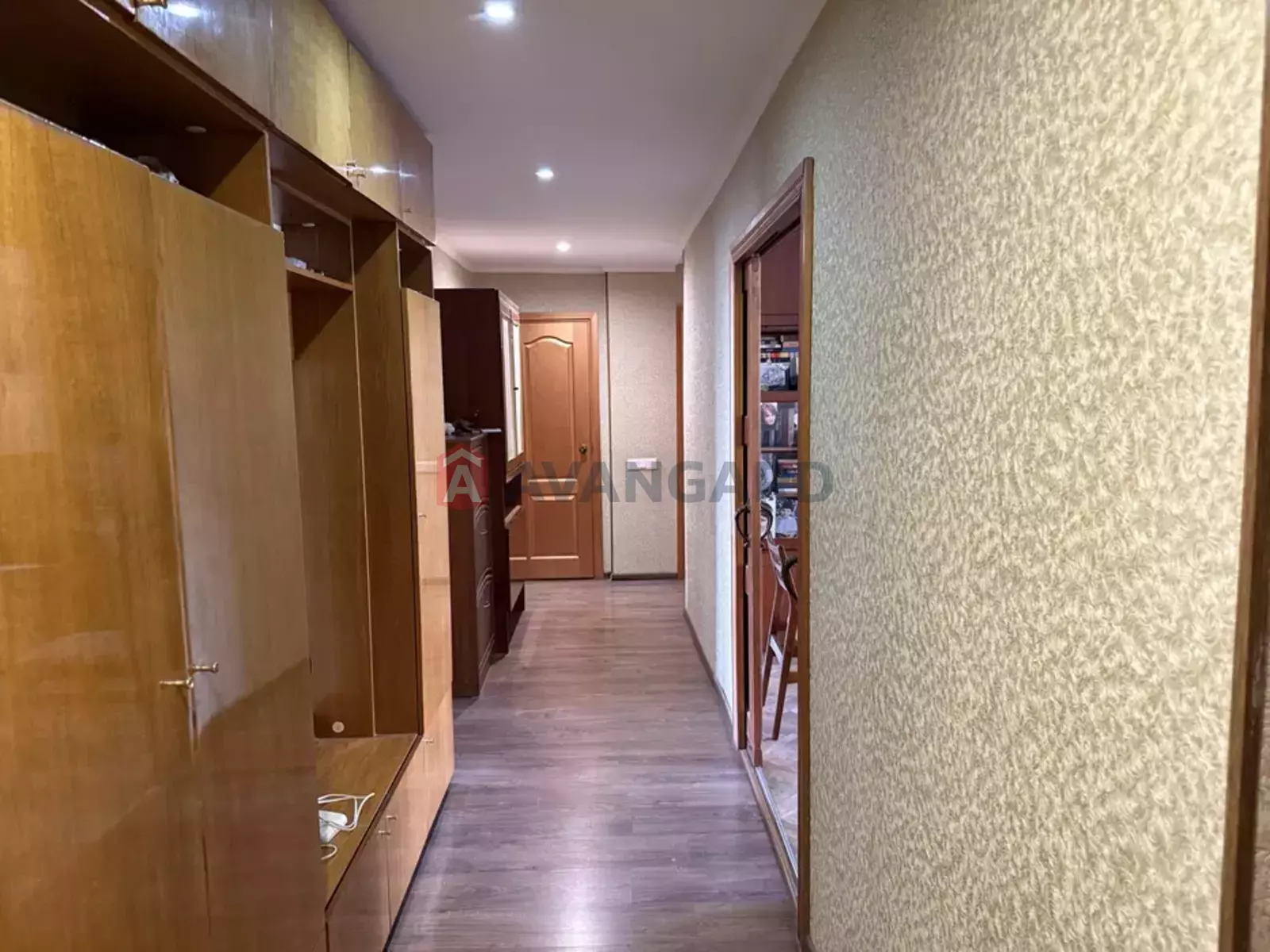 4 . , 80.7/-/8.4 . ., 5/9   6