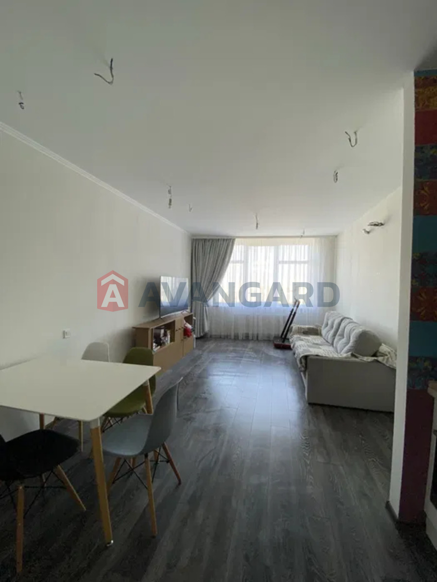 2 ��. ��������, 60/-/7 ��. �., 22/24 ������ ���� 4