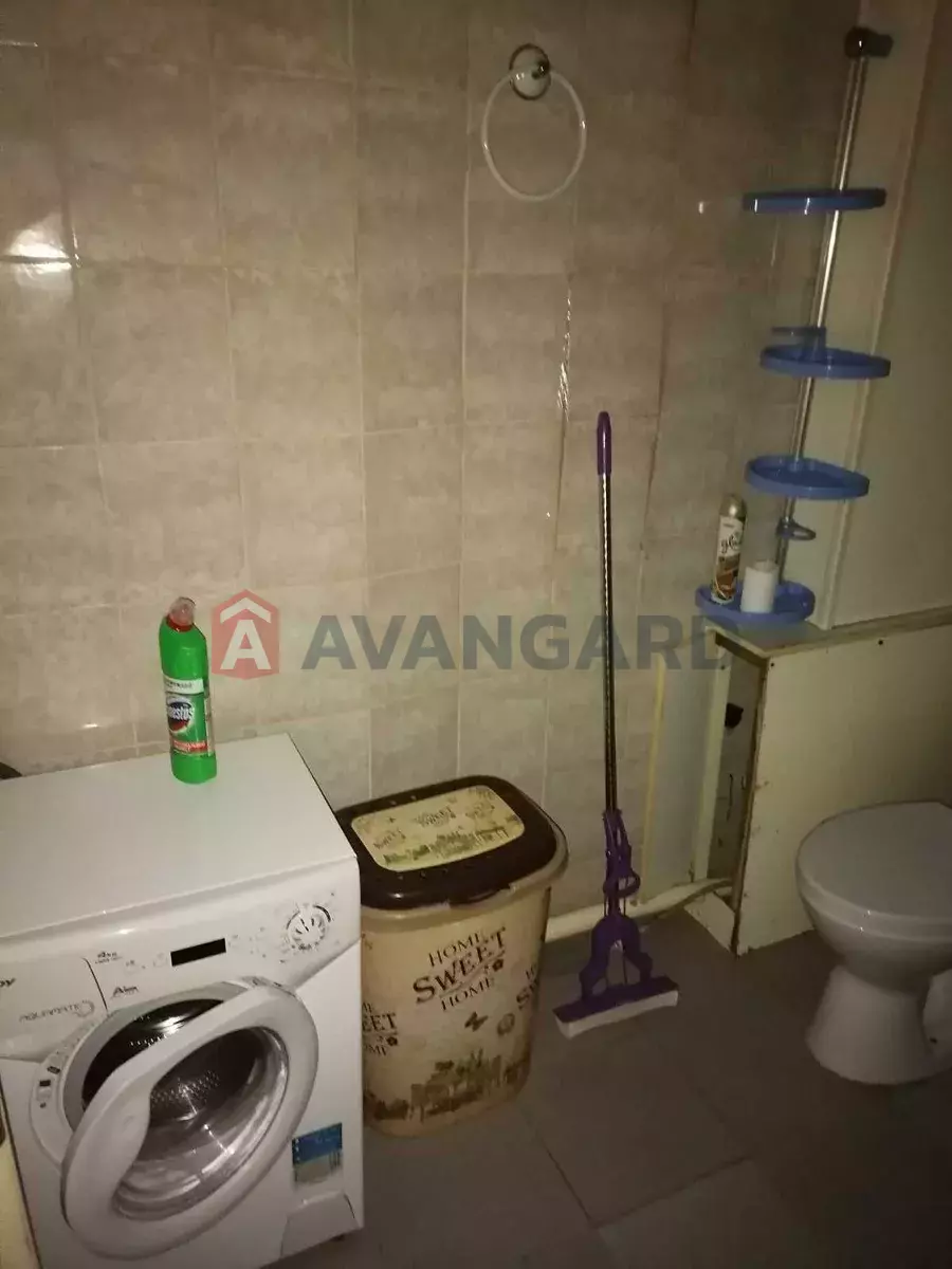 3 ����. ��������, 61/-/7 ��. �., 6/10 ���� ���� 4