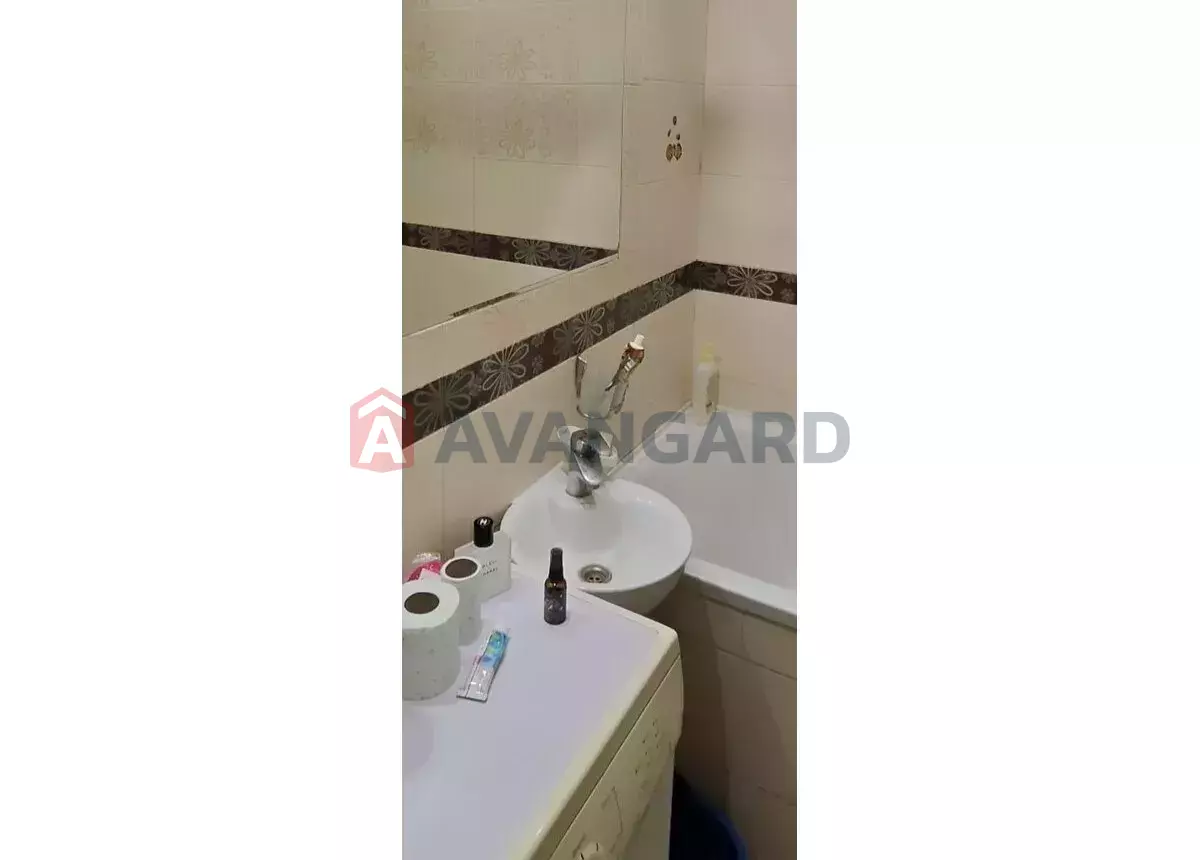 2 ����. ��������, 41/-/5 ��. �., 3/5 ���� ���� 9