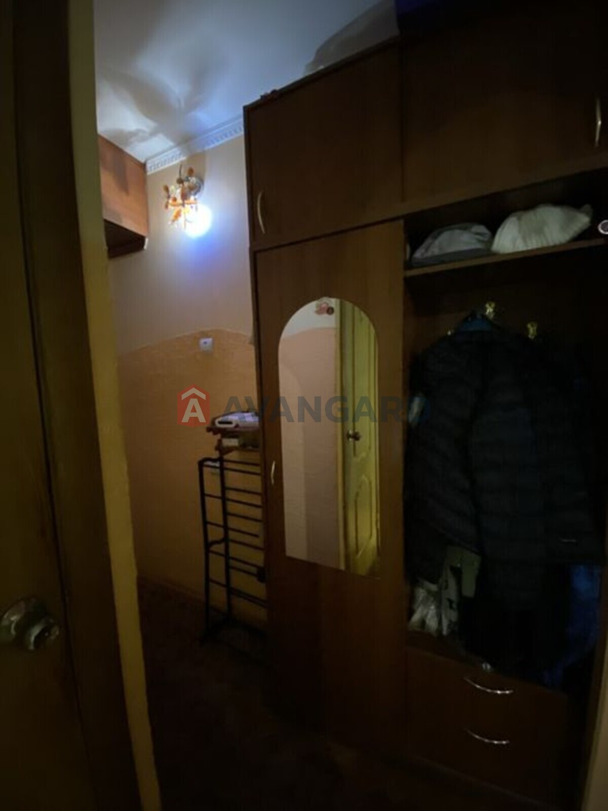 2 ��. ��������, 44/-/6 ��. �., 2/5 ������ ���� 16