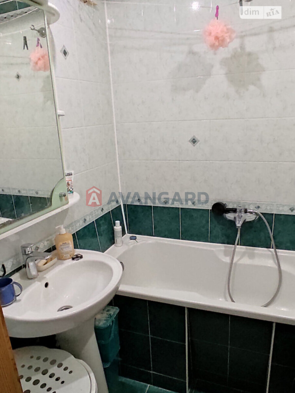 3 ��. ��������, 72/-/- ��. �., 12/14 ������ ���� 15