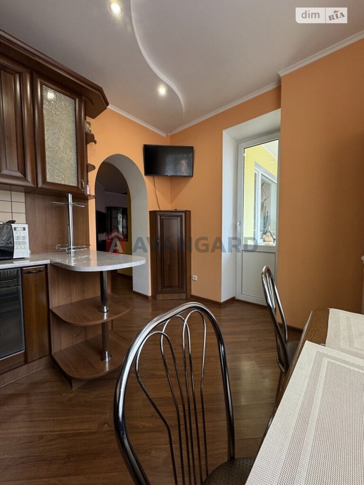 3 ��. ��������, 89/-/13 ��. �., 8/9 ������ ���� 5