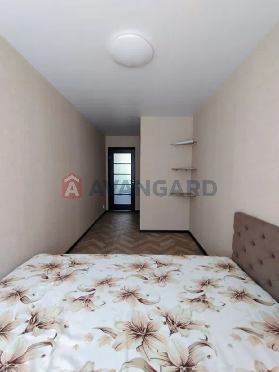 2 ����. ��������, 45/-/6 ��. �., 4/5 ���� ���� 14