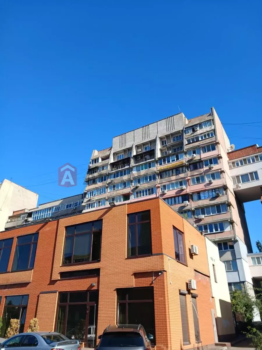 3 ��. ��������, 70/-/9 ��. �., 11/12 ������ ���� 15