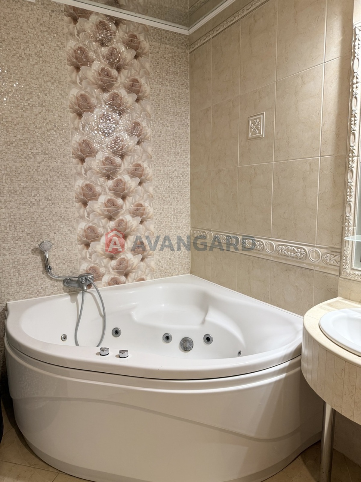 2 ��. ��������, 72/40/12 ��. �., 2/19 ������ ���� 14