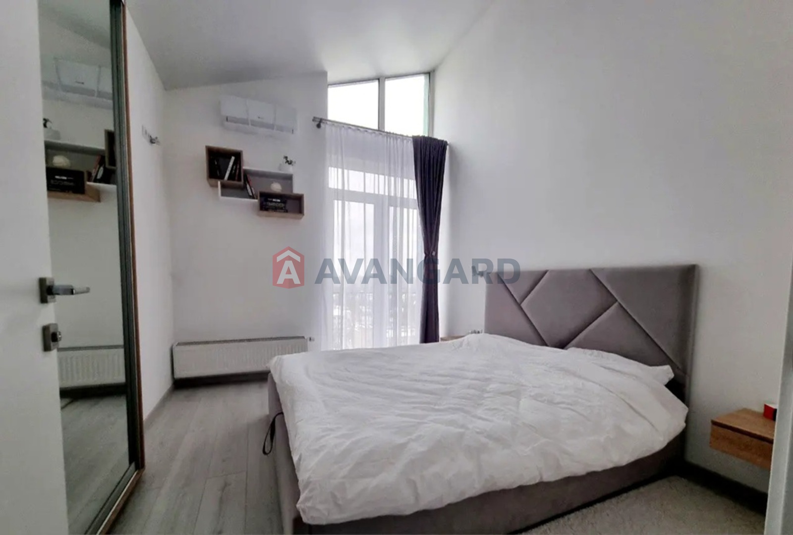 3 ����. ��������, 81/23/36 ��. �., 9/9 ���� ���� 9