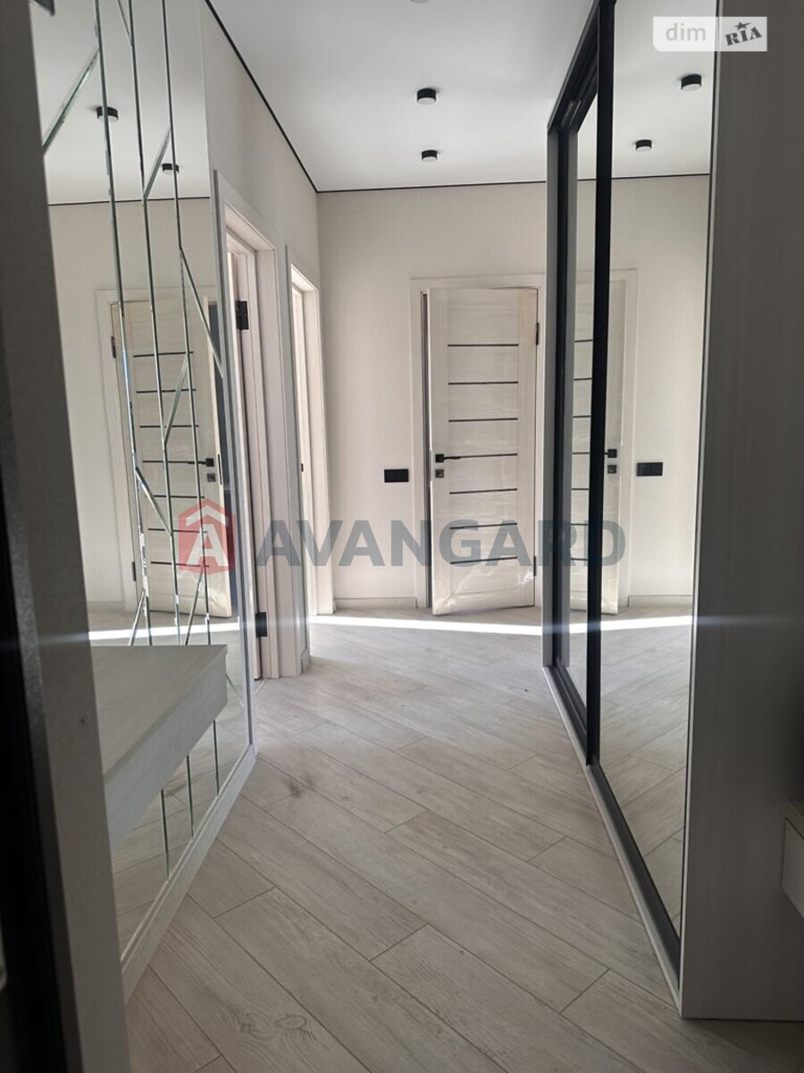 3 ��. ��������, 64/28/29 ��. �., 2/3 ������ ���� 4