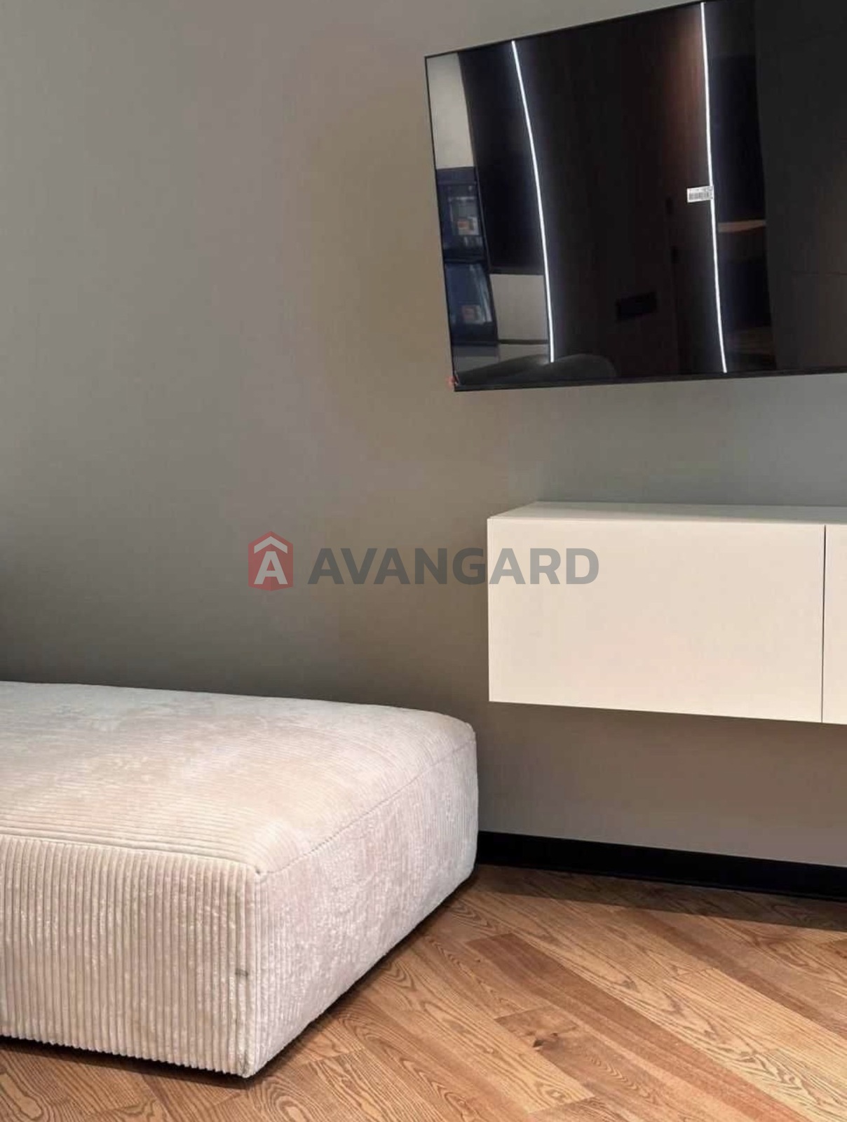 1 ��. ��������, 50/40/10 ��. �., 24/30 ������ ���� 10