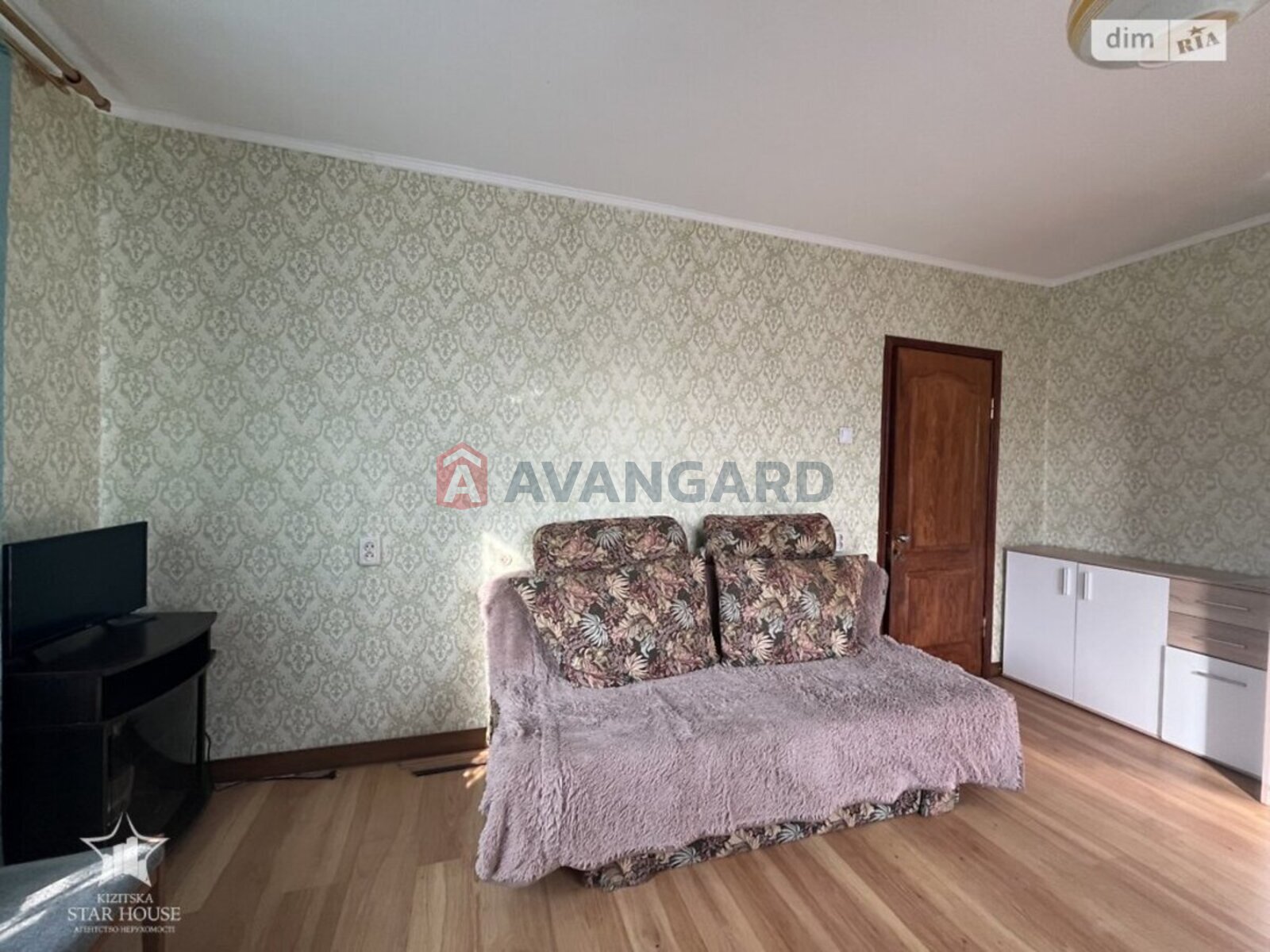 1 ��. ��������, 31/18/8 ��. �., 8/9 ������ ���� 2