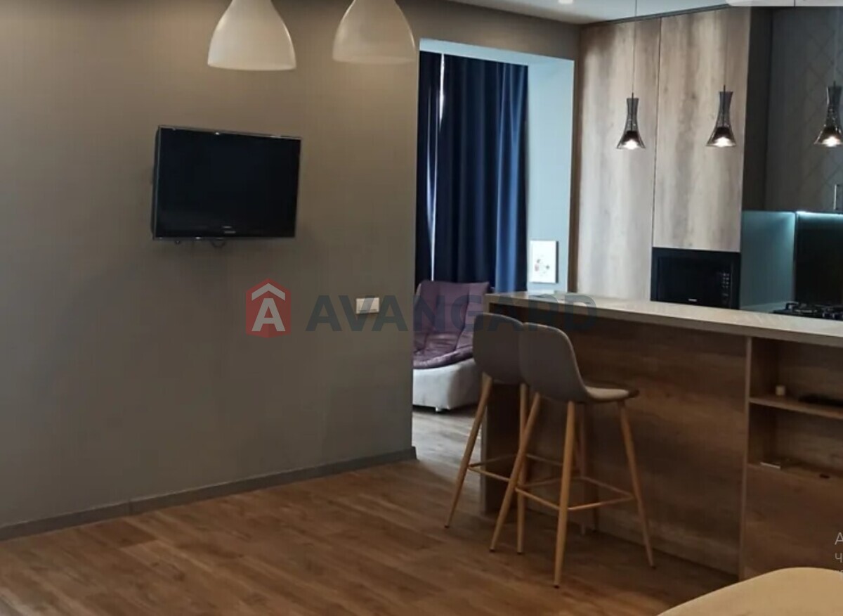 3 ��. ��������, 78/60/15 ��. �., 9/11 ������ ���� 9