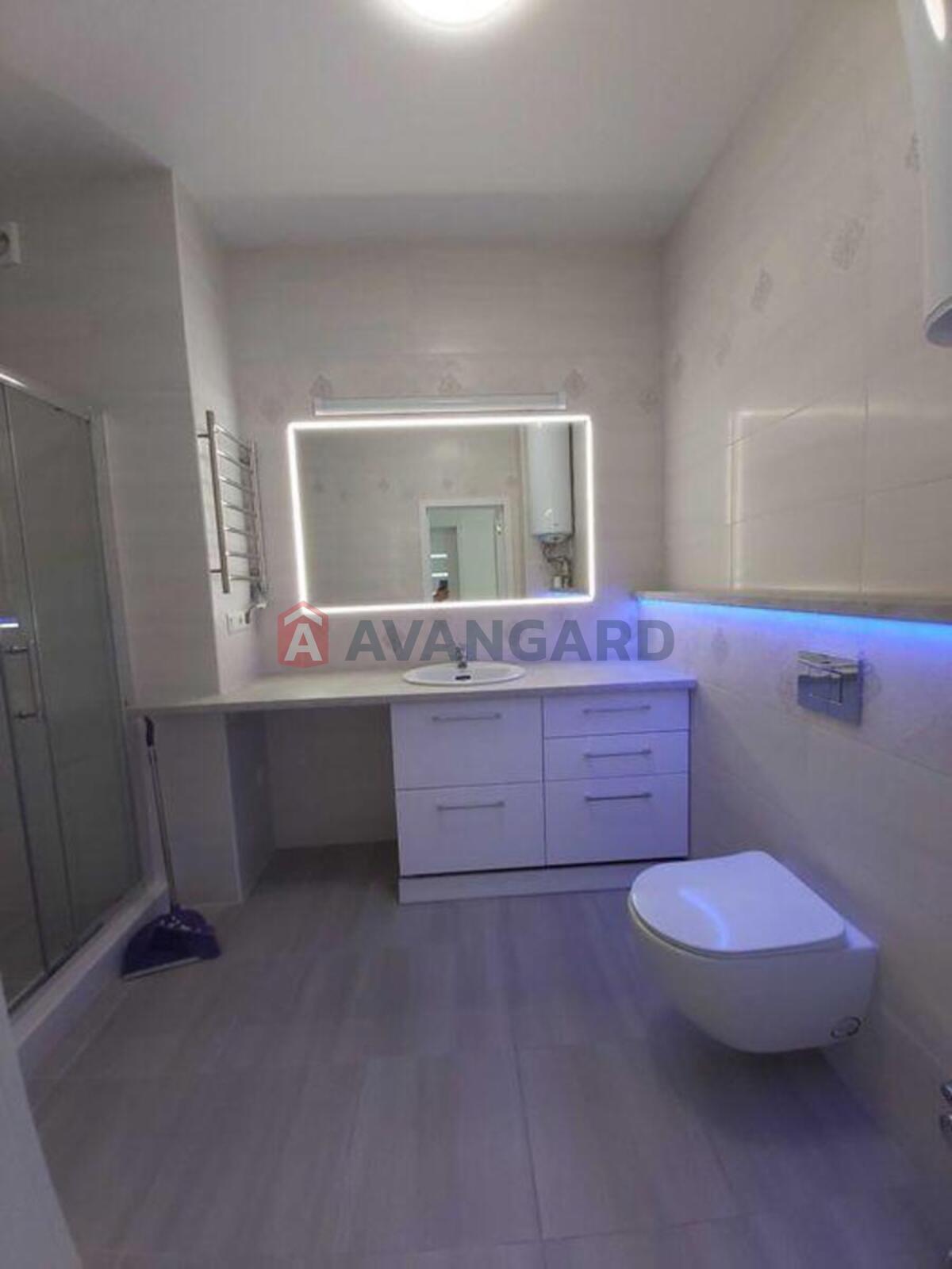 2 ��. ��������, 80/-/30 ��. �., 11/26 ������ ���� 14