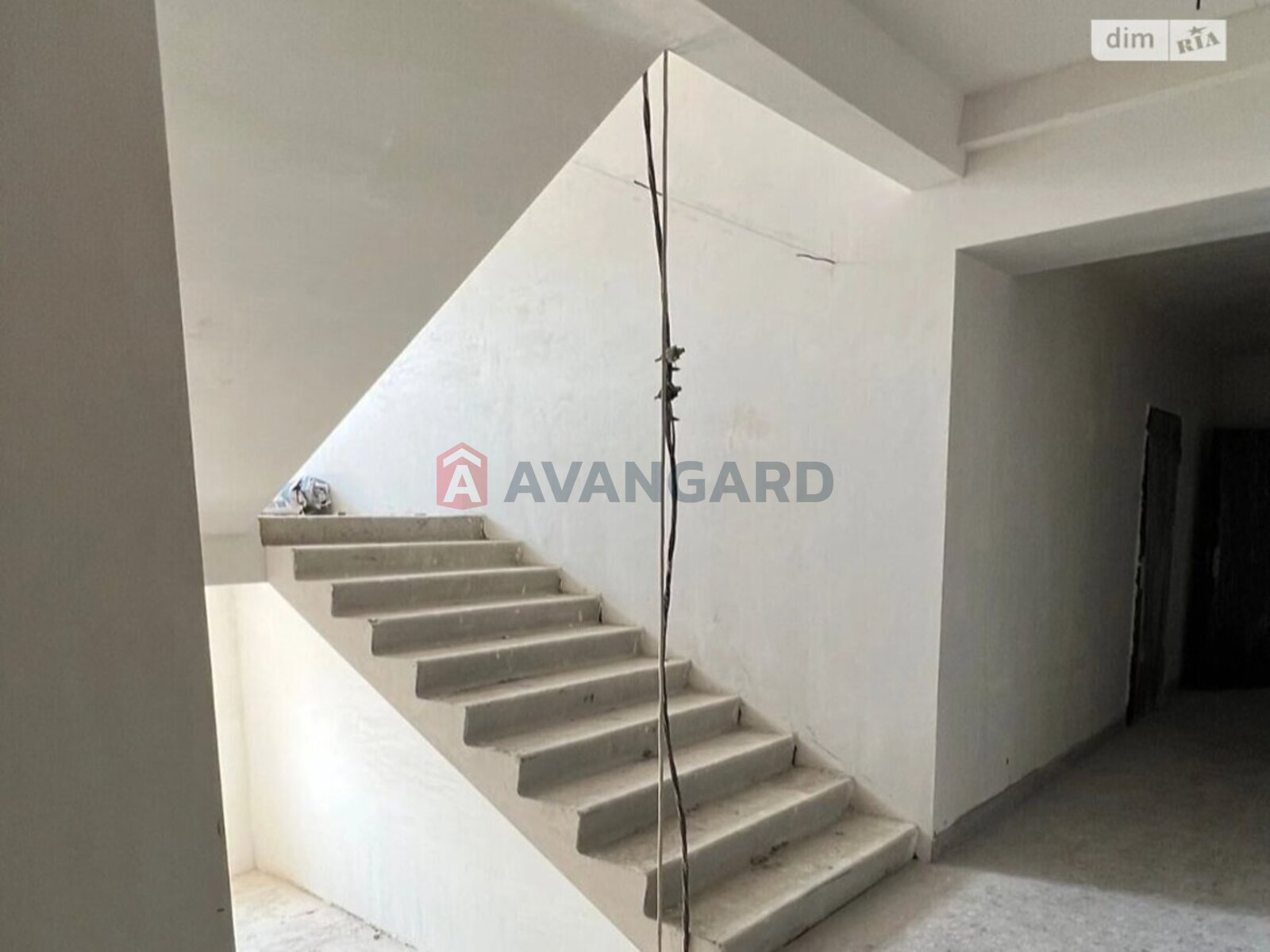 2 ��. ��������, 75/-/- ��. �., 5/10 ������ ���� 7