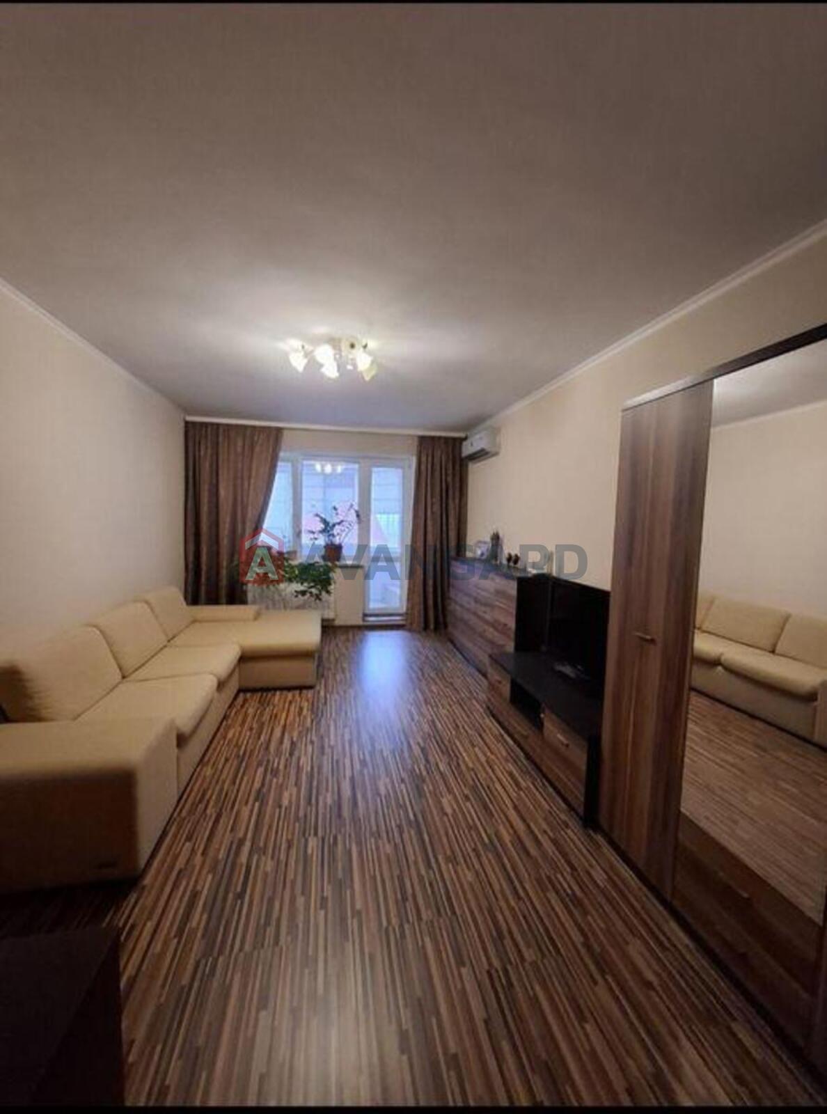 3 ����. ��������, 118/-/16 ��. �., 5/7 ���� ���� 2