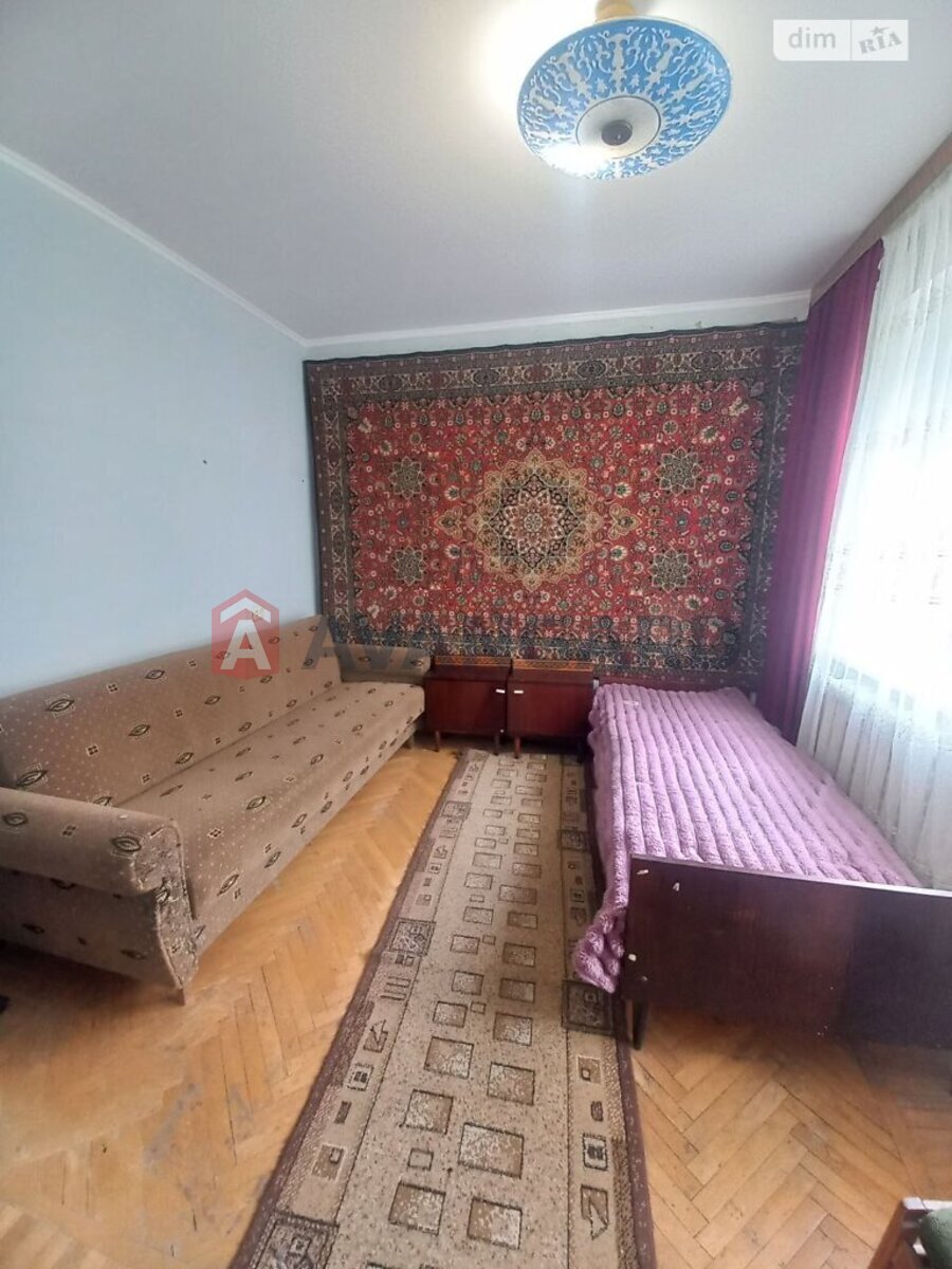 4 ��. ��������, 60/43/5 ��. �., 2/5 ������ ���� 17