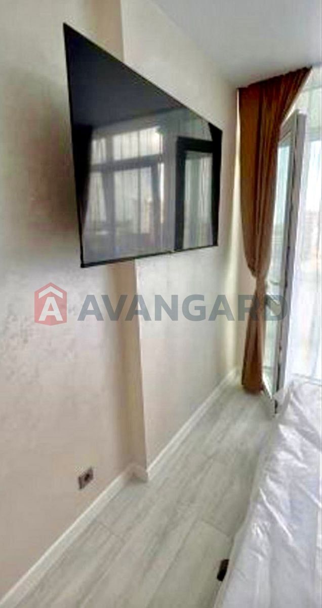 1 . , 43 / 11 / 18 . ., 18/20   4