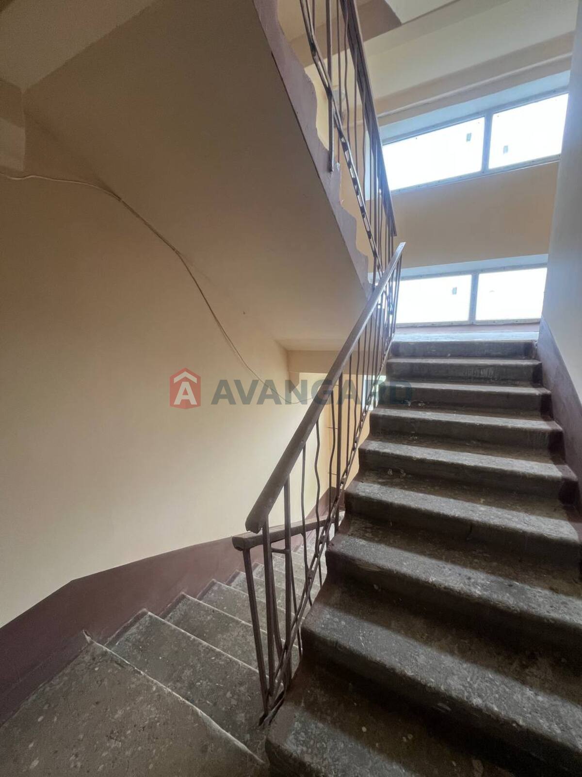 3 ����. ��������, 72/-/7 ��. �., 7/9 ���� ���� 14