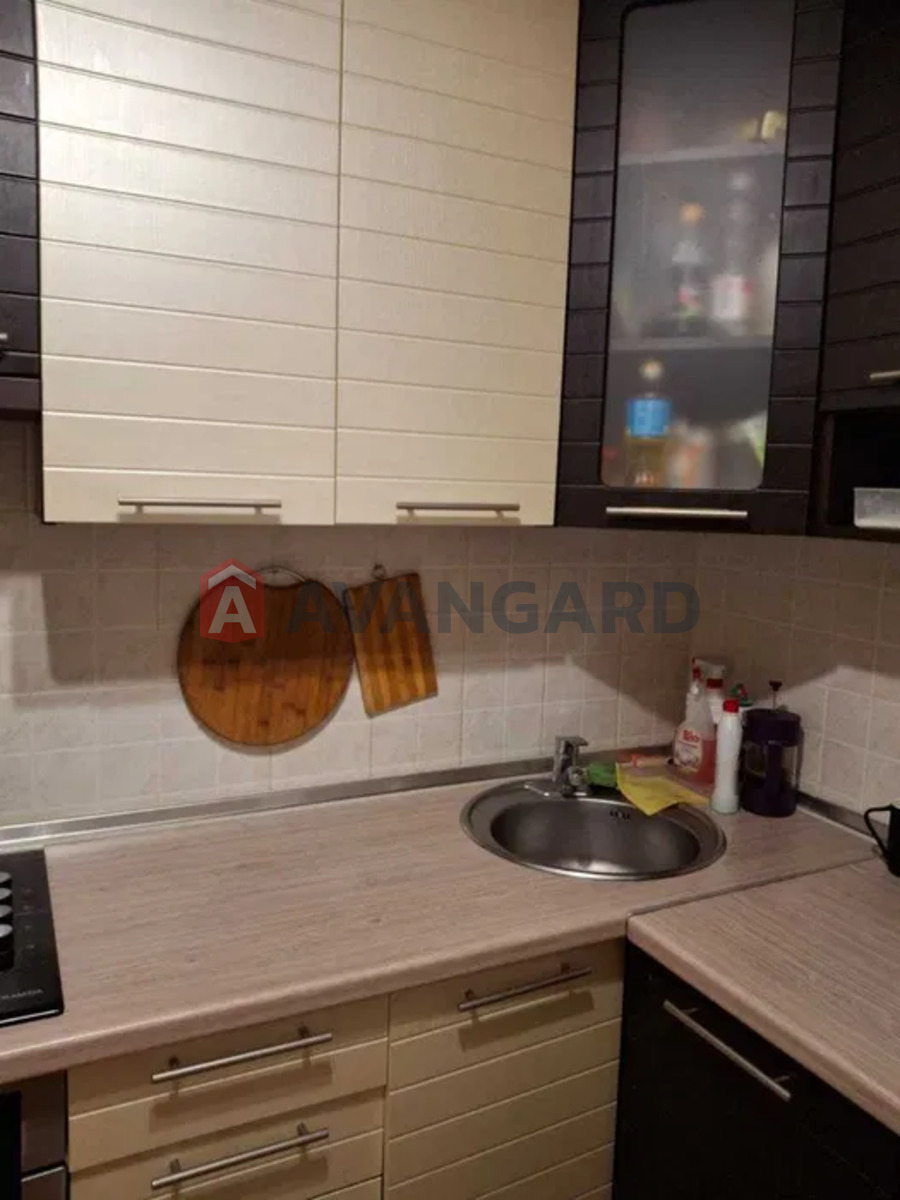 1 ��. ��������, 55/-/8 ��. �., 3/10 ������ ���� 13