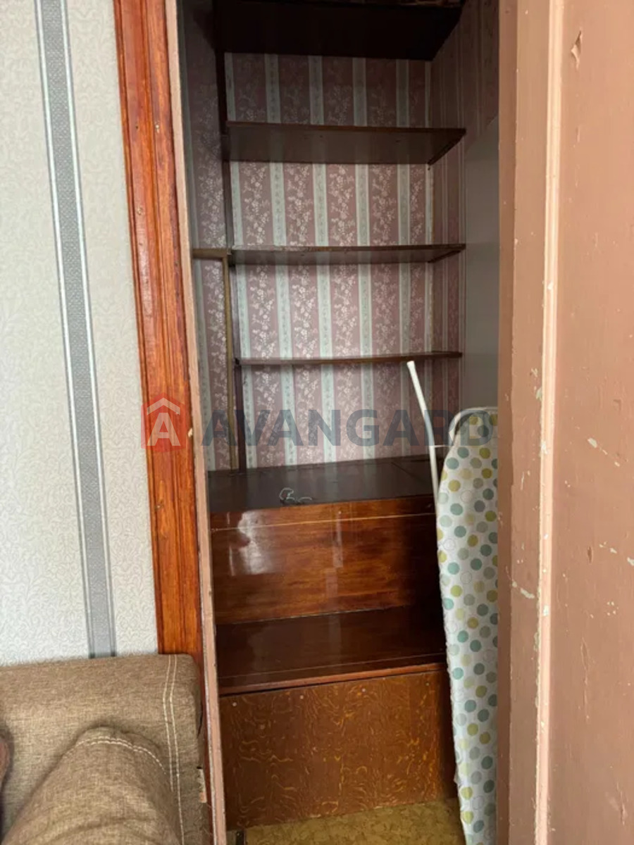 1 ��. ��������, 31/-/6 ��. �., 5/5 ������ ���� 12