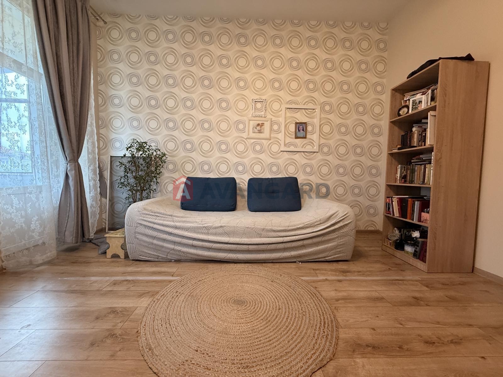 4 ��. ��������, 95/70/20 ��. �., 3/3 ������ ���� 18