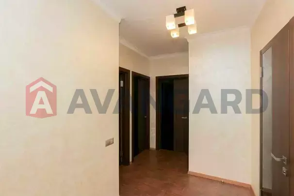 2 ����. ��������, 58/-/12 ��. �., 20/24 ���� ���� 3