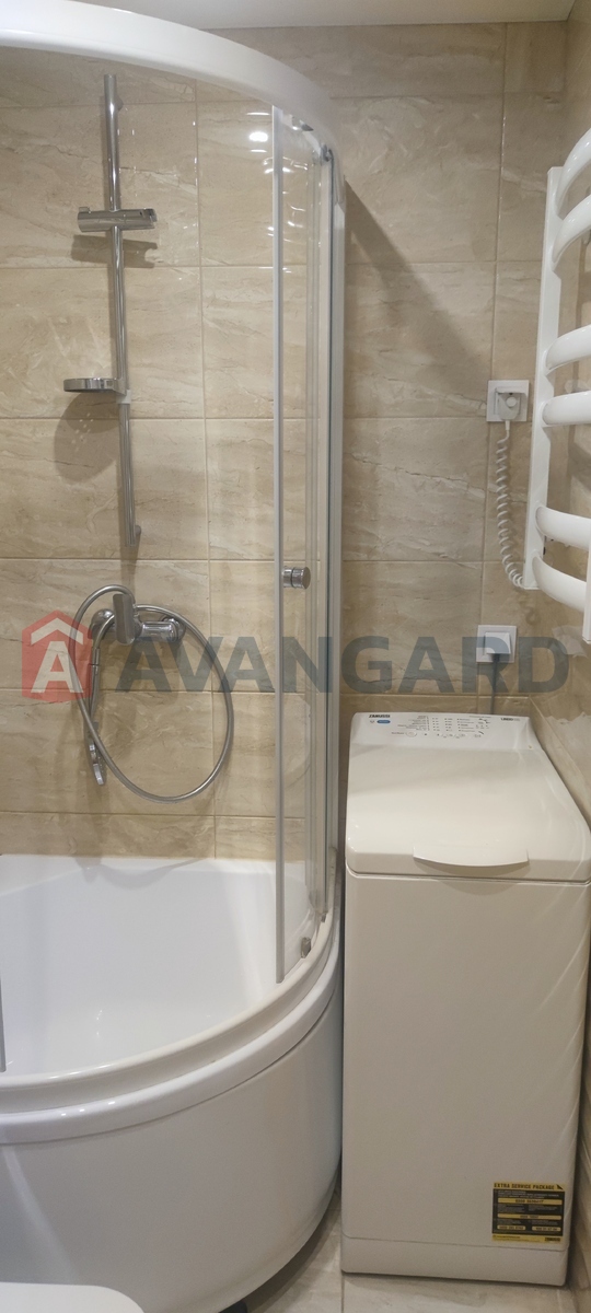 1 ��. ��������, 29/15/7 ��. �., 9/9 ������ ���� 3