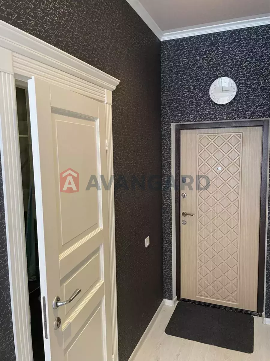 1 ��. ��������, 40/-/12 ��. �., 2/5 ������ ���� 10