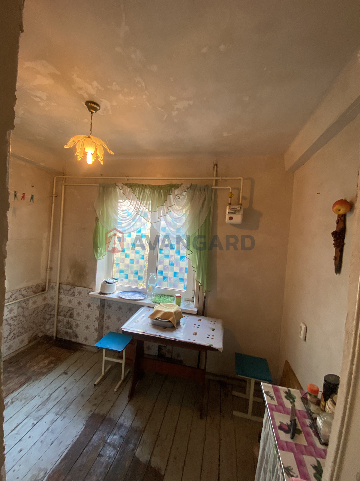 2 ��. ��������, 42/7/- ��. �., 4/5 ������ ���� 4