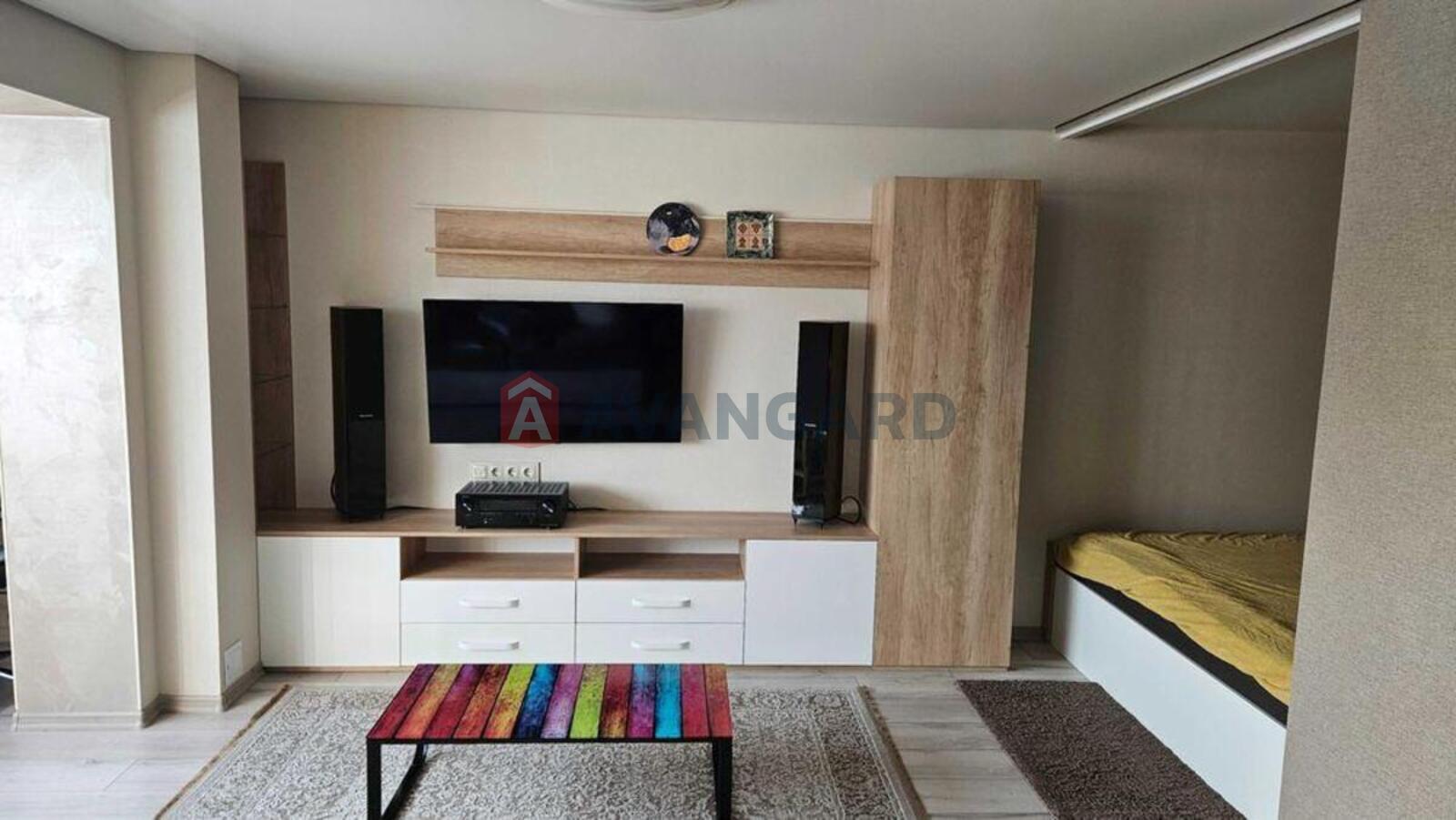 1 ��. ��������, 46/-/6 ��. �., 4/9 ������ ���� 2