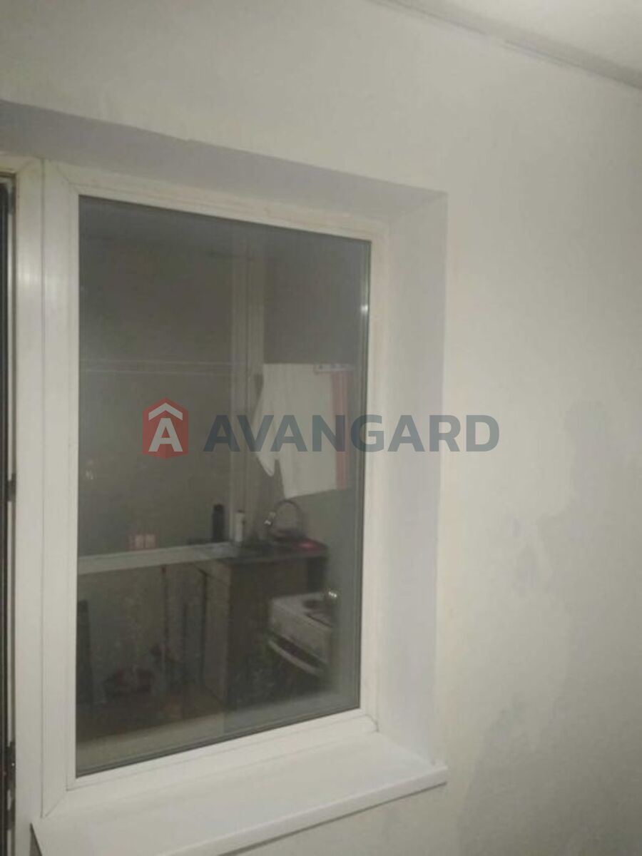 1 ��. ��������, 38/-/8 ��. �., 9/9 ������ ���� 4