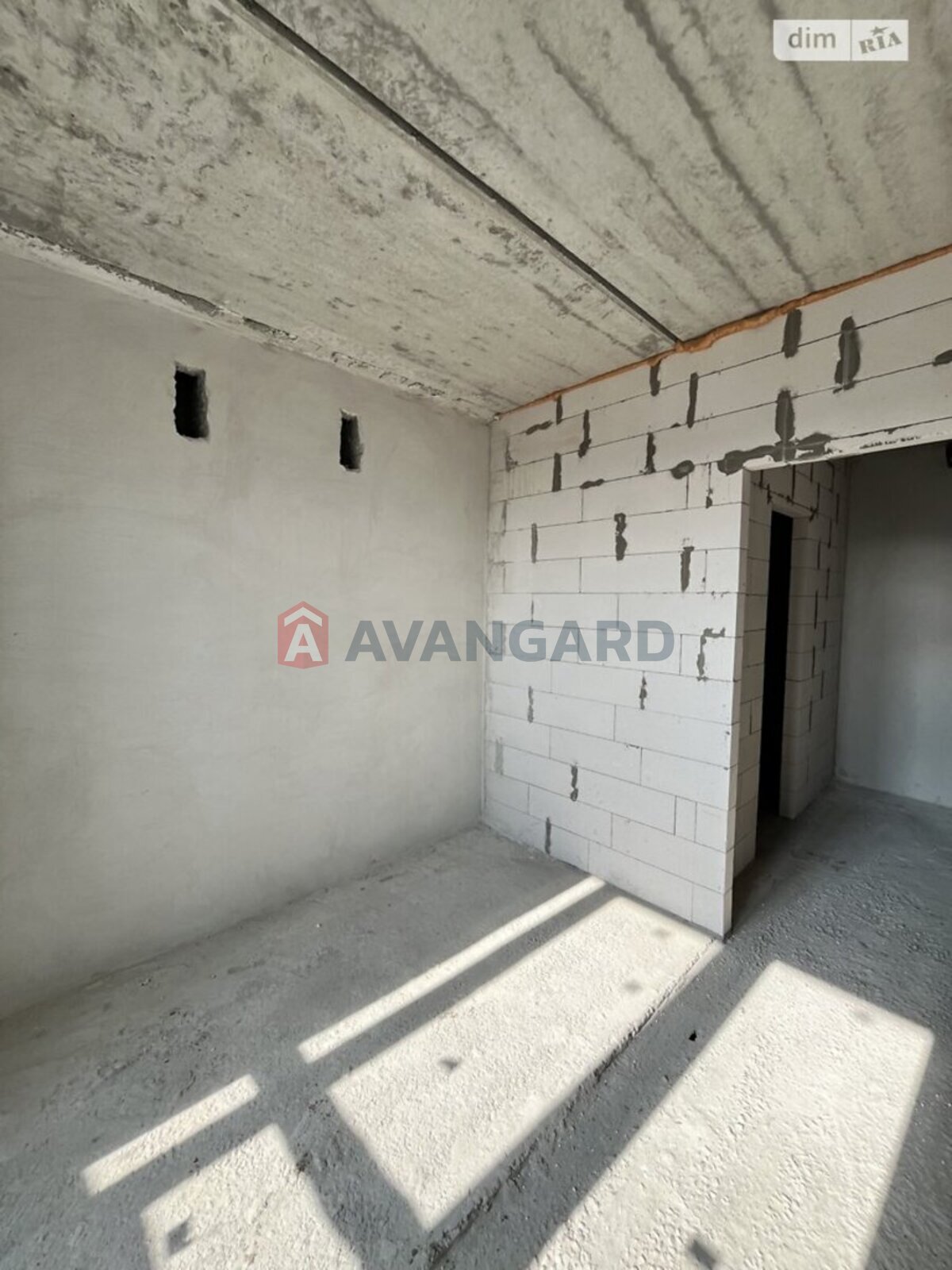 1 ��. ��������, 40/17/9 ��. �., 6/10 ������ ���� 10