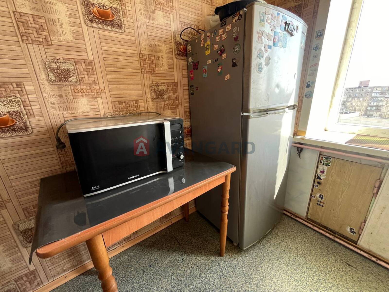 2 ��. ��������, 43/23/7 ��. �., 9/10 ������ ���� 1