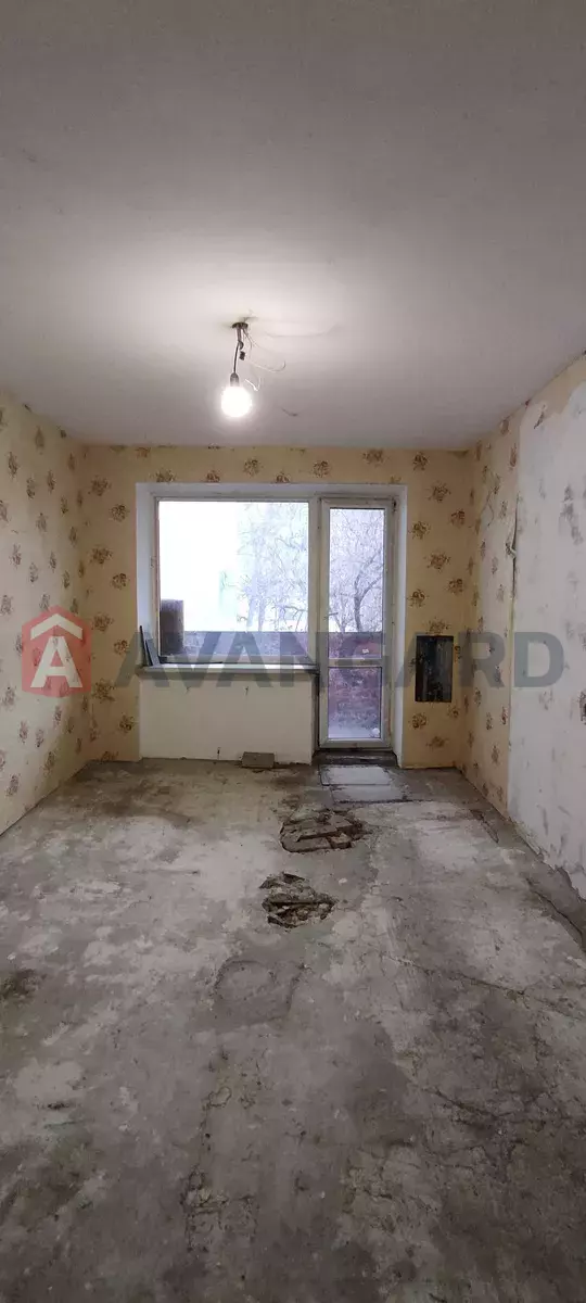 3 ��. ��������, 77/51/9 ��. �., 1/12 ������ ���� 6