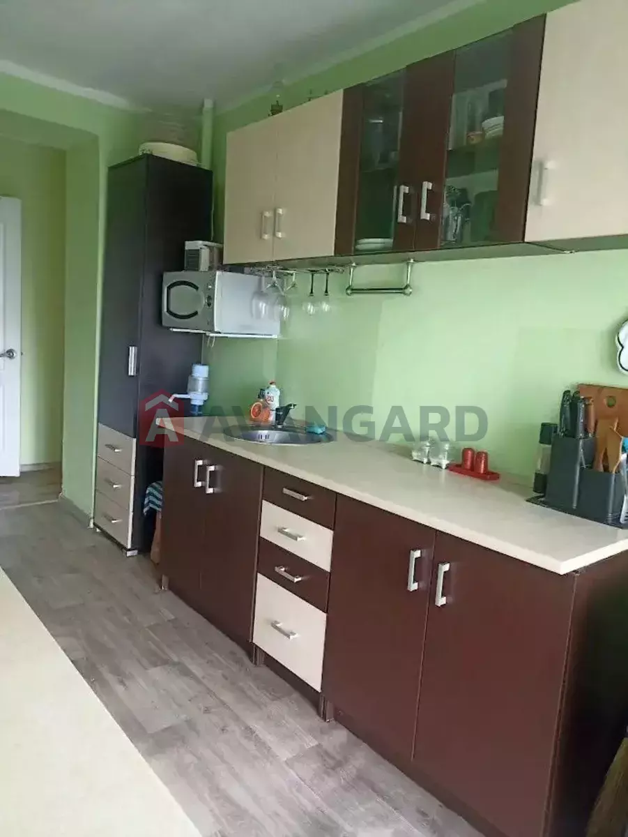 4 ��. ��������, 112/-/9 ��. �., 9/9 ������ ���� 17