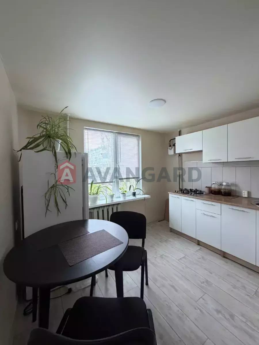 1 ��. ��������, 36/20/9 ��. �., 3/5 ������ ���� 1