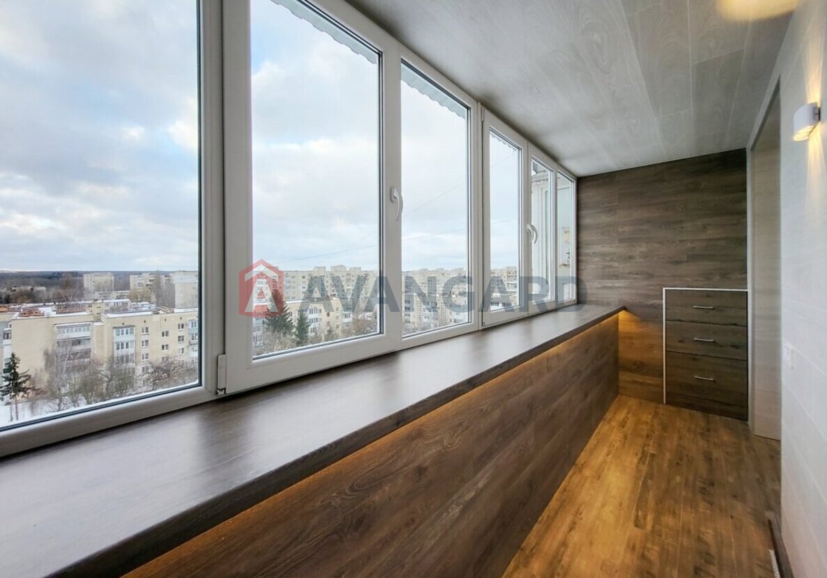 2 ��. ��������, 82/-/- ��. �., 8/9 ������ ���� 20