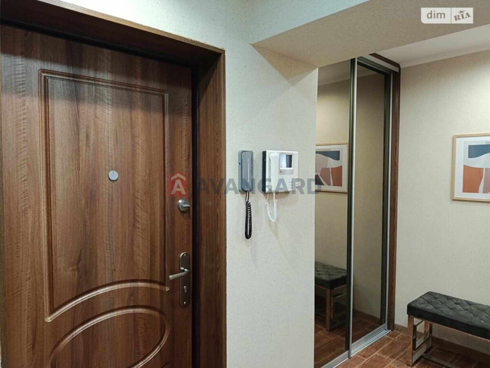 1 ��. ��������, 50/20/10 ��. �., 9/9 ������ ���� 19