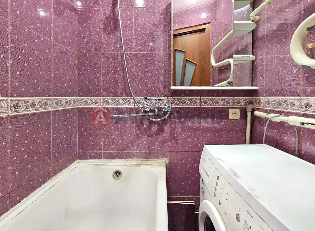 3 ��. ��������, 60/44/5 ��. �., 4/5 ������ ���� 6