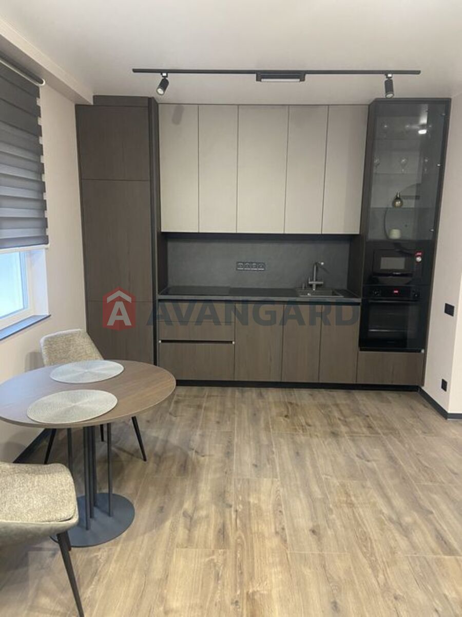 1 . , 41/-/20 . ., 10/21   10