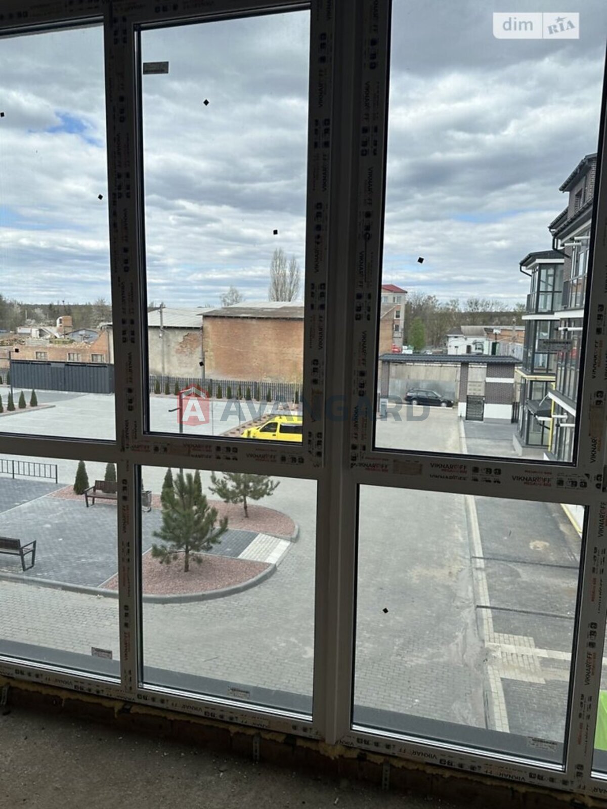 1 ��. ��������, 45/15/16 ��. �., 2/3 ������ ���� 13