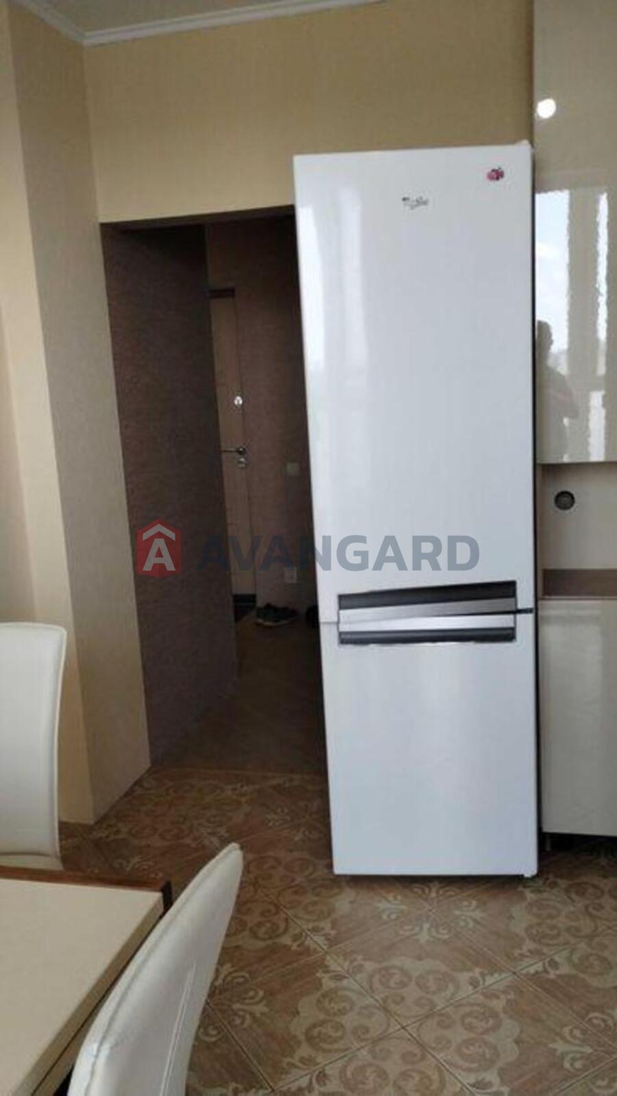 1 ��. ��������, 43/-/12 ��. �., 10/10 ������ ���� 11