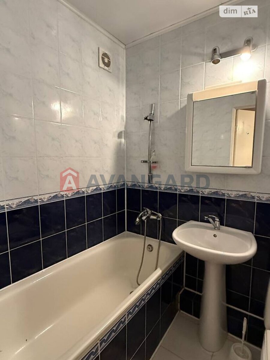 1 ��. ��������, 36/-/8 ��. �., 7/9 ������ ���� 5