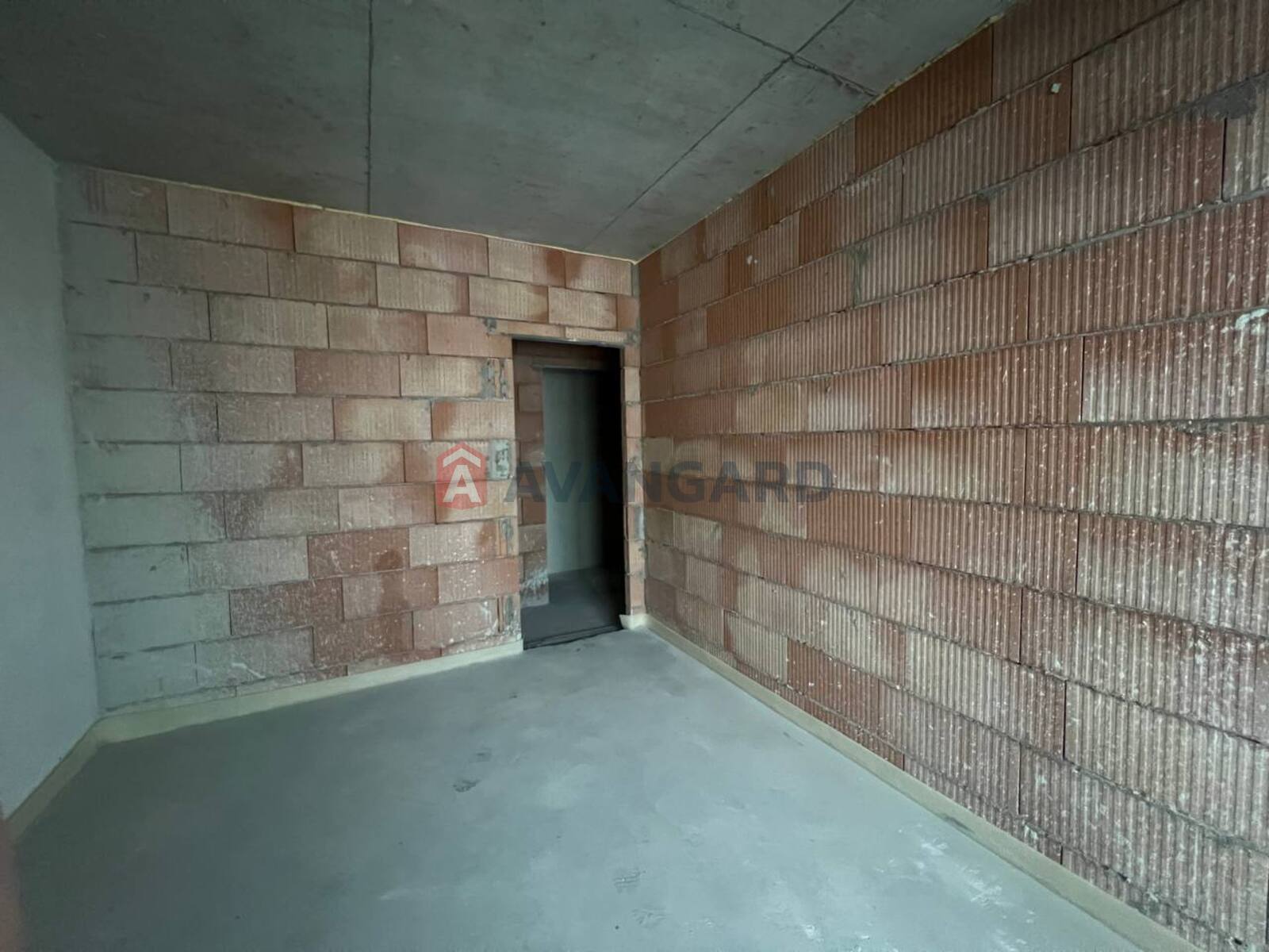 2 ��. ��������, 69.3/22/34 ��. �., 6/6 ������ ���� 11