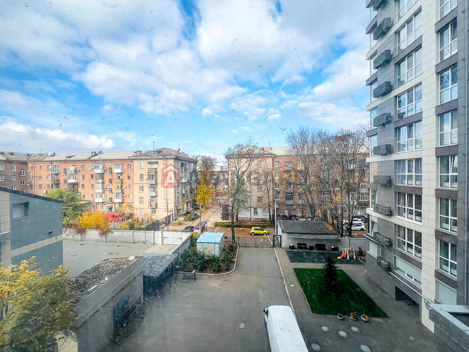 1 . , 44,3/25,8/14,7 . ., 4/10   21