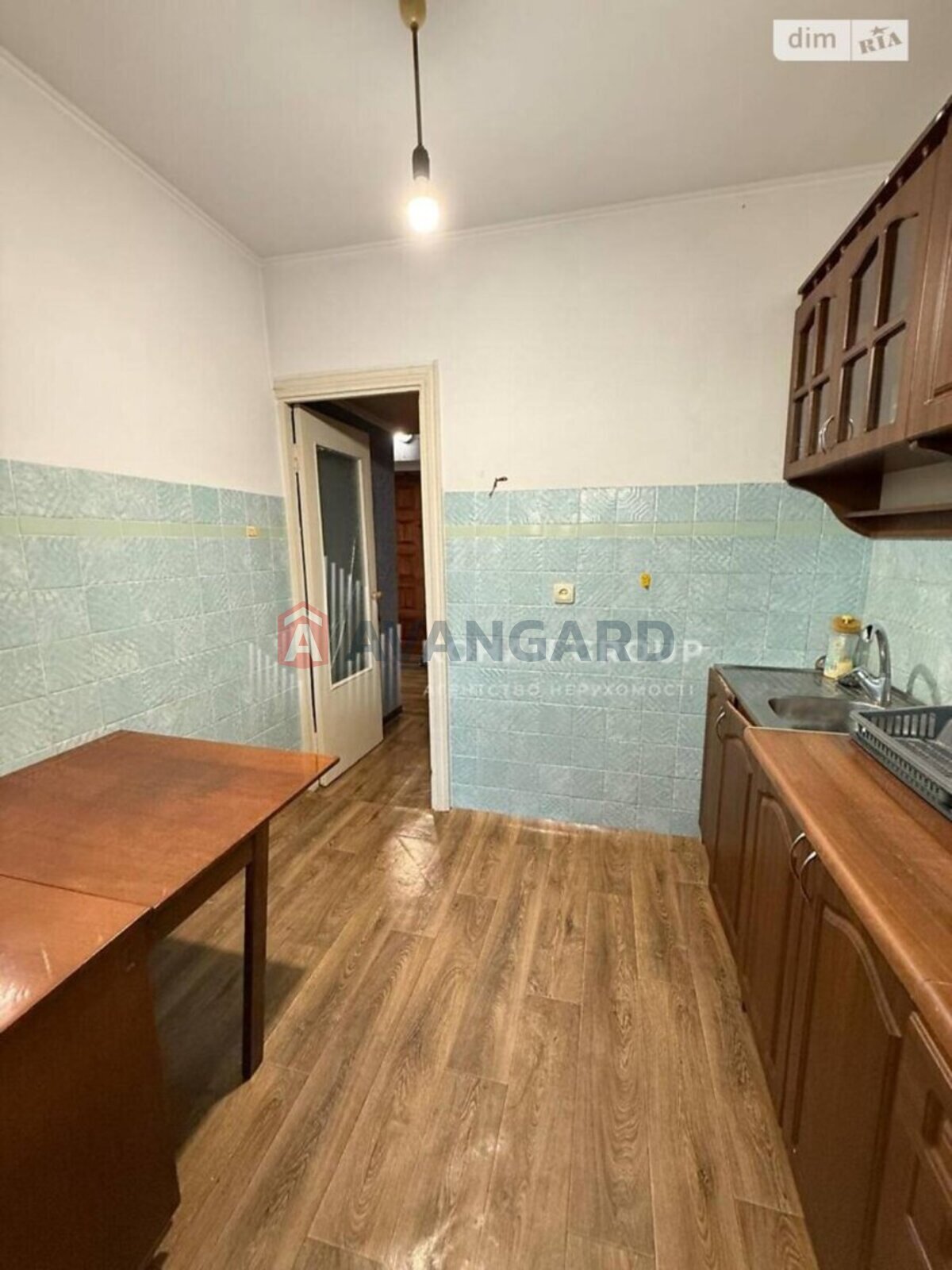 1 ��. ��������, 35/18/6 ��. �., 9/10 ������ ���� 2