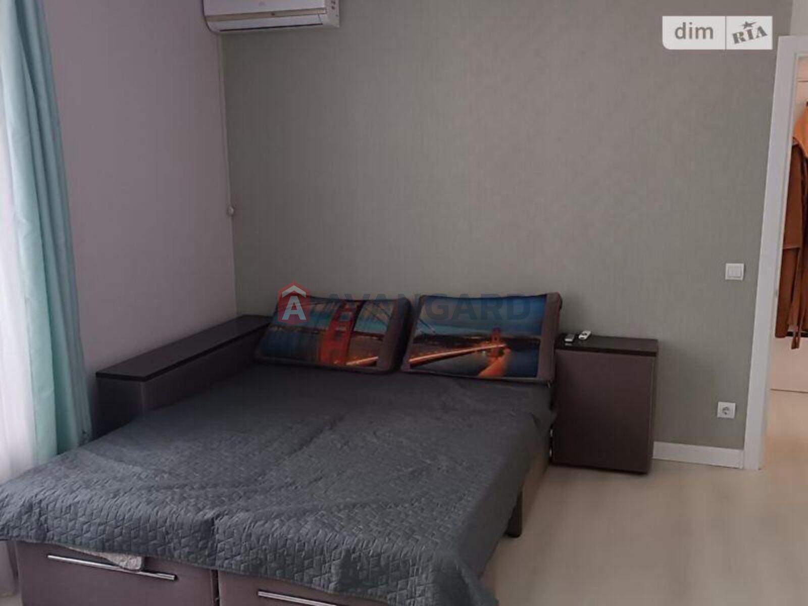 2 ��. ��������, 70/69/12 ��. �., 7/11 ������ ���� 6