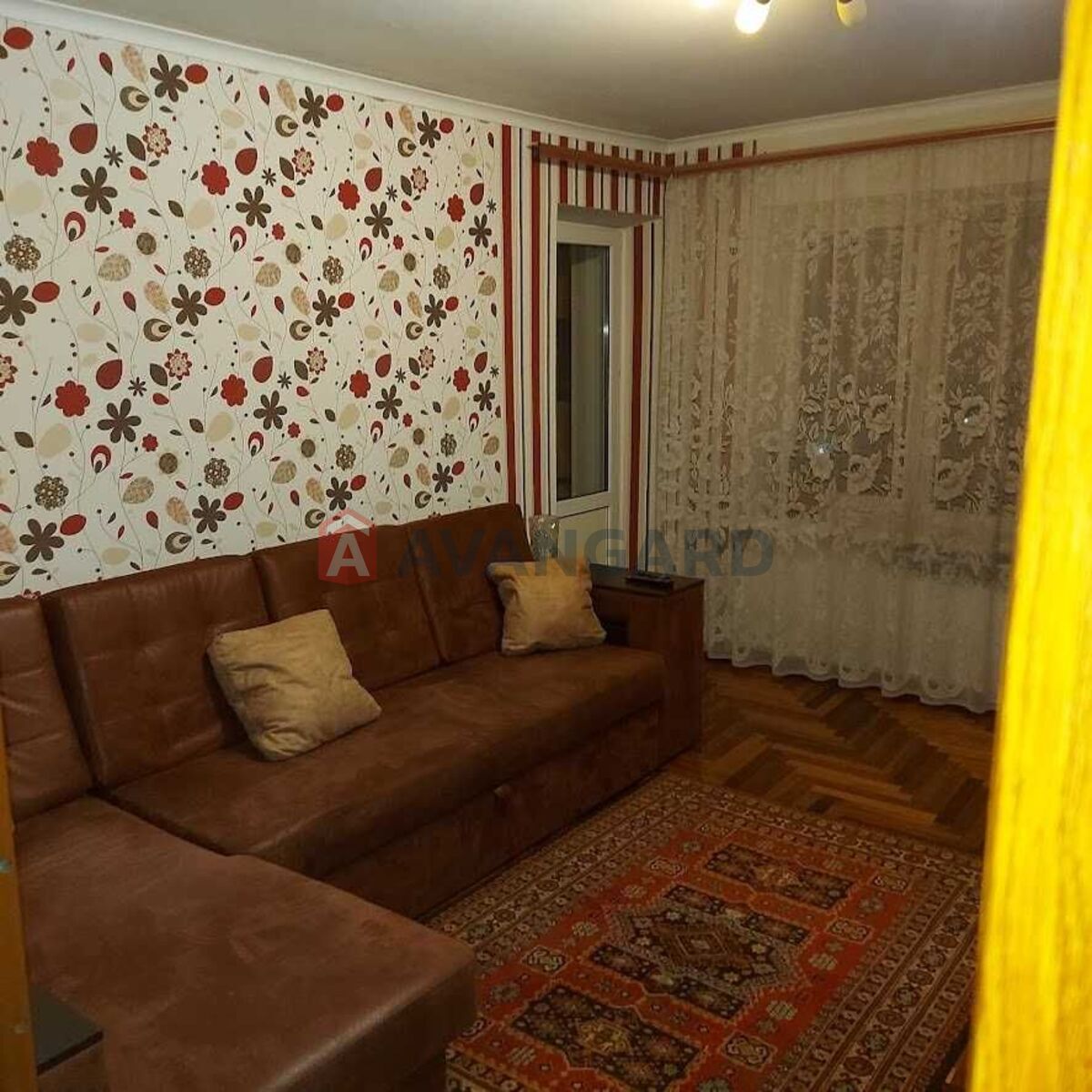 2 ��. ��������, 50/-/7 ��. �., 4/9 ������ ���� 3